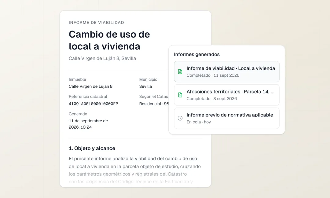 Informe de una parcela real: ficha catastral, edificabilidad y la lista de afecciones territoriales con su estado.